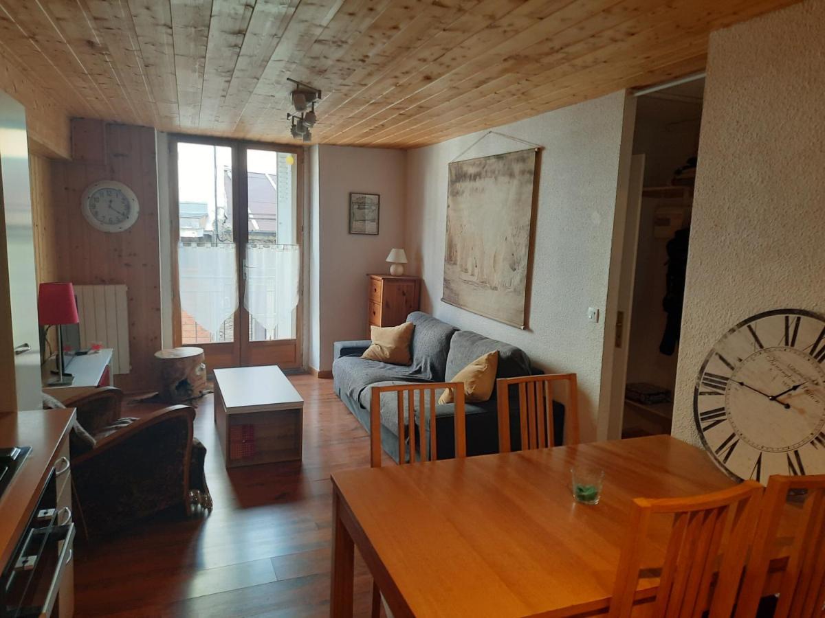 Le Cocon Daire Bagnères-de-Luchon Dış mekan fotoğraf